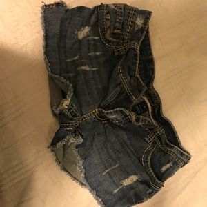 Denim cutoff shorts!